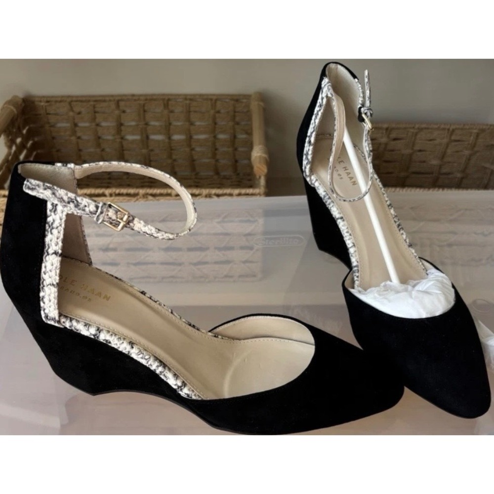 Cole Haan Grandseries Black Suede Snakeskin Ankle‎ Strap Wedge Pumps 6.5